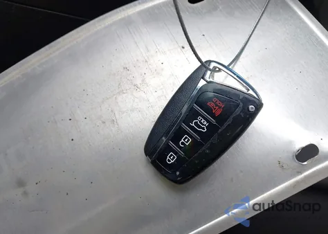 2018 Hyundai Santa Fe Sport 2.0T z USA, uszkodzony, nr VIN 5NMZUDLA4JH107836